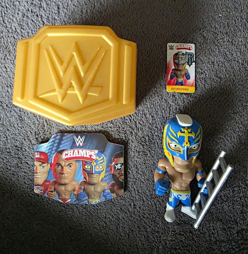 Wwe champs rey - mysterio, action